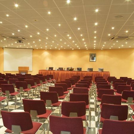 Eden Airport Hotel El Kerma ภายนอก รูปภาพ