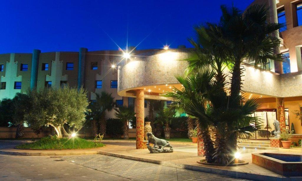 Eden Airport Hotel El Kerma ภายนอก รูปภาพ