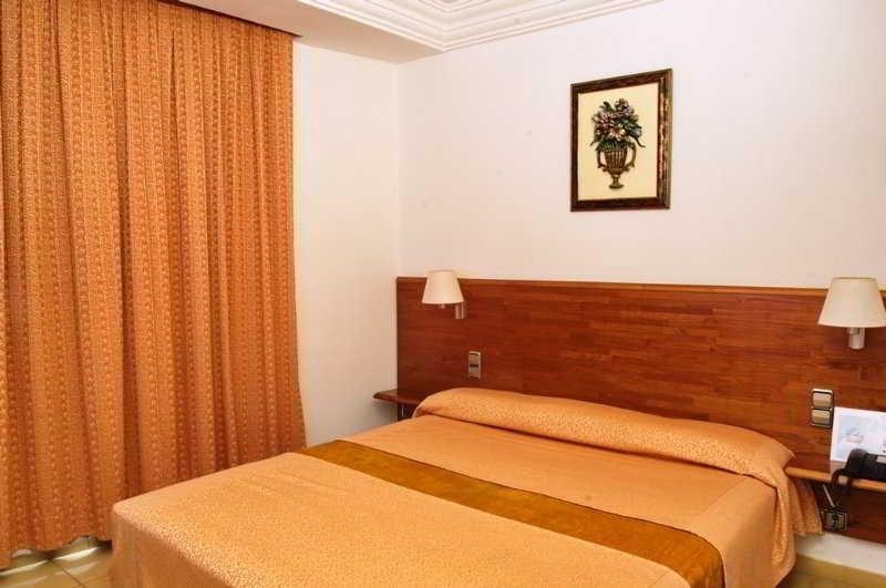Eden Airport Hotel El Kerma ภายนอก รูปภาพ