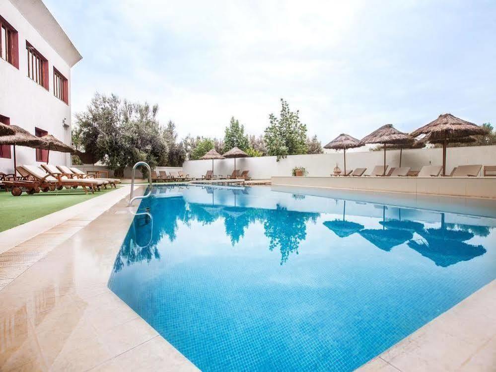 Eden Airport Hotel El Kerma ภายนอก รูปภาพ